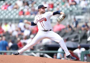 Mauricio Dubon’s Clutch Homer Powers Braves to 4-1 Victory Over Cubs