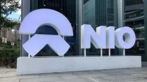 Nio Stock Poised for a 10‑Fold Surge? Inside the EV Giant’s Bold Moves and Upcoming Earnings