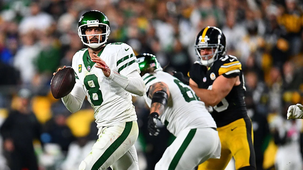 Rodgers Returns: Steelers Seal One-Year Deal in Surprise Move
