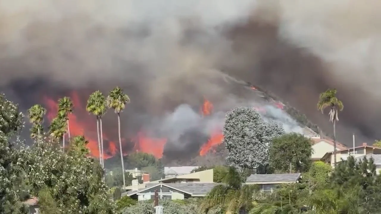 SoCal wildfire threatens homes: Sandy Fire Rages Through Simi Valley, Prompting Massive Evacuations